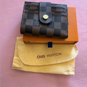 Bi-fold wallet